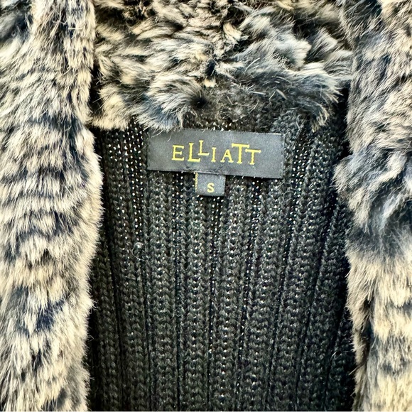 Elliatt Rabbit Fur Vest - Picture 5 of 8